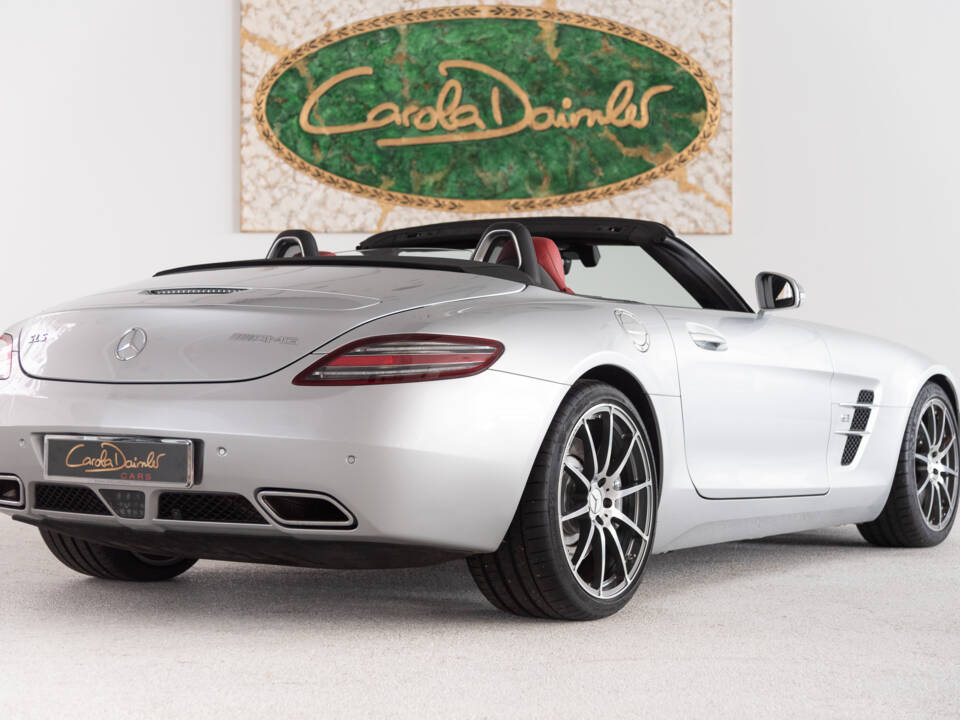Image 12/48 of Mercedes-Benz SLS AMG Roadster (2012)