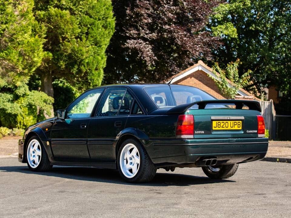 Imagen 3/50 de Vauxhall Lotus Carlton 3.6 (1992)