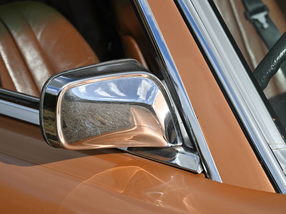 Bild 32/50 von Mercedes-Benz 350 SLC (1972)