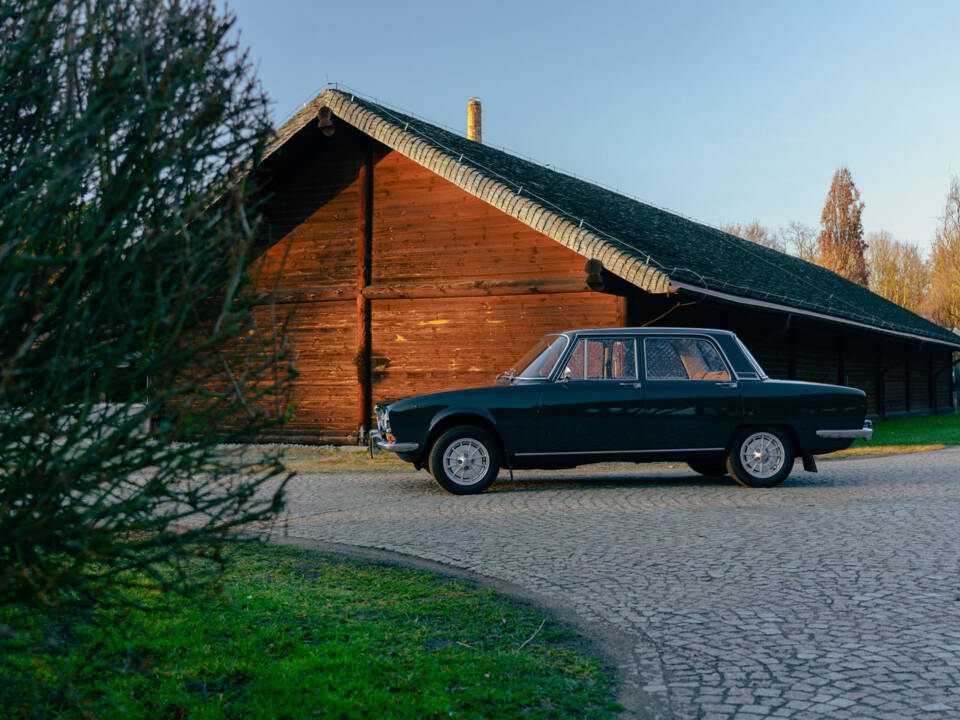 Image 10/78 de Alfa Romeo 1750 Berlina (1970)