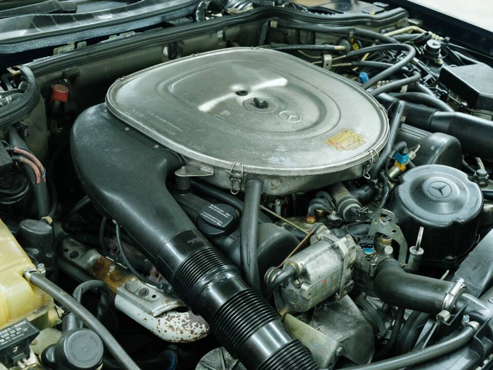 Bild 15/50 von Mercedes-Benz 500 SEL (1990)