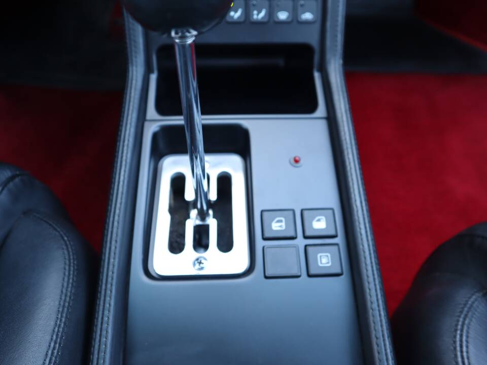 Afbeelding 20/23 van Ferrari 348 TB (1990)
