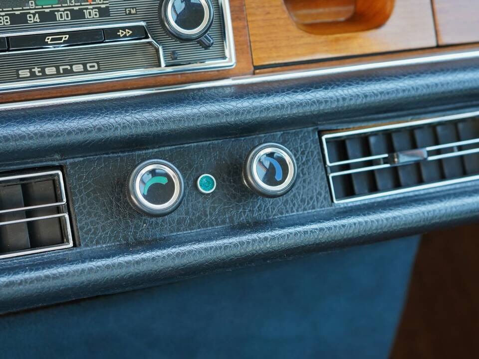 Bild 40/50 von Mercedes-Benz 300 SEL 6.3 (1972)
