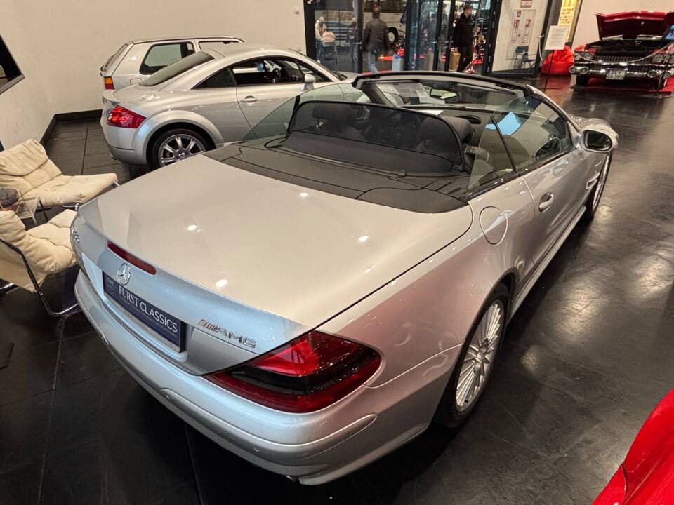 Image 4/29 of Mercedes-Benz SL 55 AMG (2002)