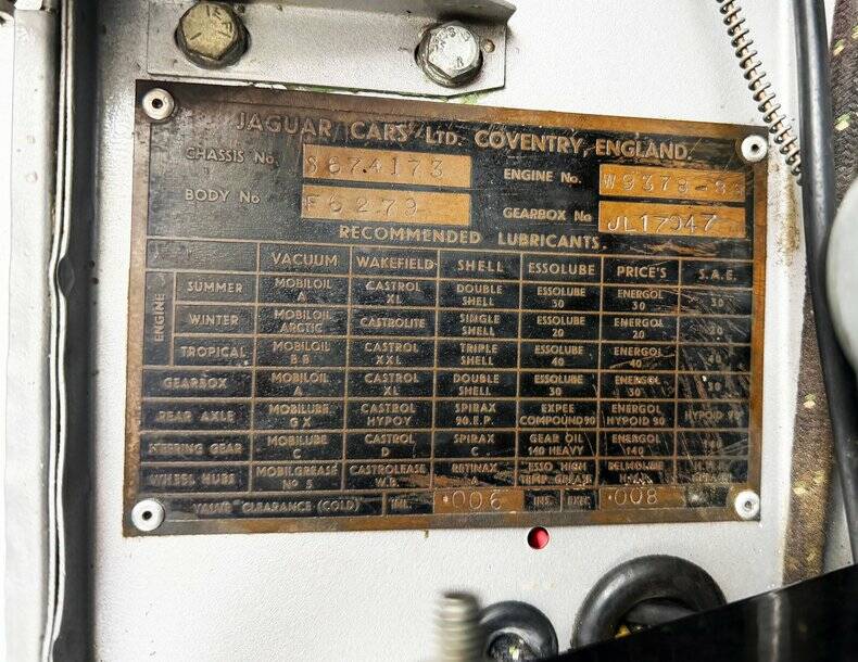 Image 49/50 of Jaguar XK 120 OTS (1953)