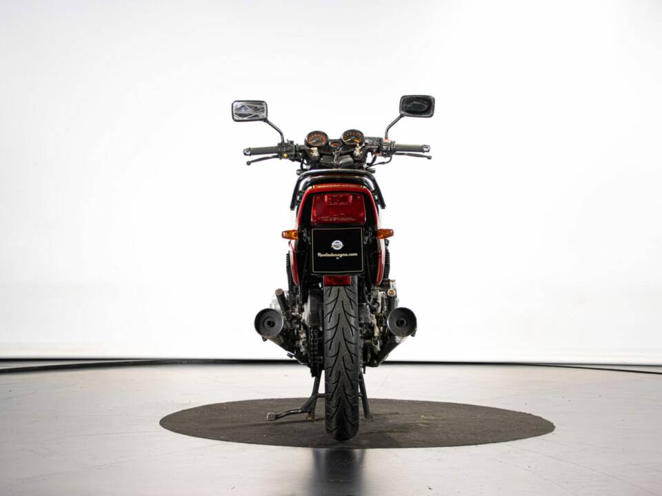 Image 3/50 of Honda CBX 550 F (1982)