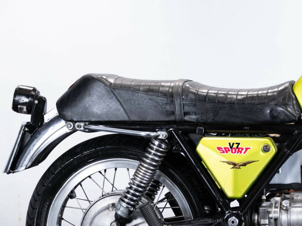 Image 20/40 of Moto Guzzi DUMMY (1973)