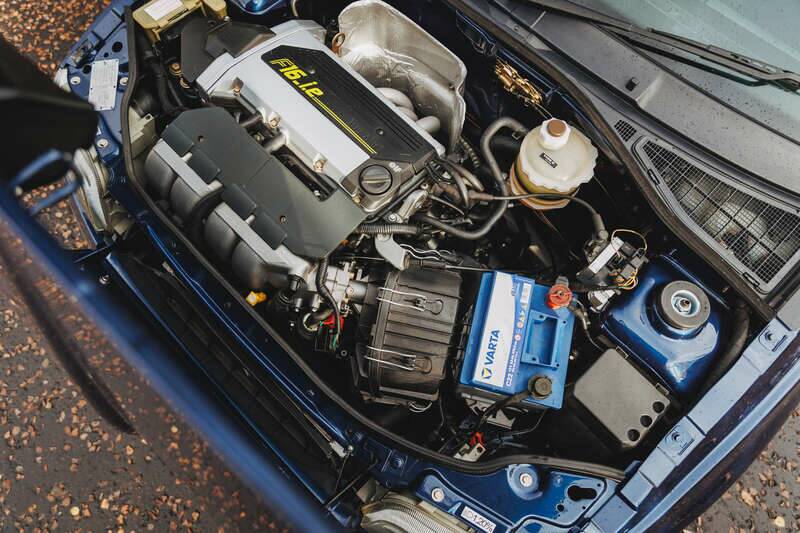 Imagen 15/50 de Renault Clio I Williams (1994)