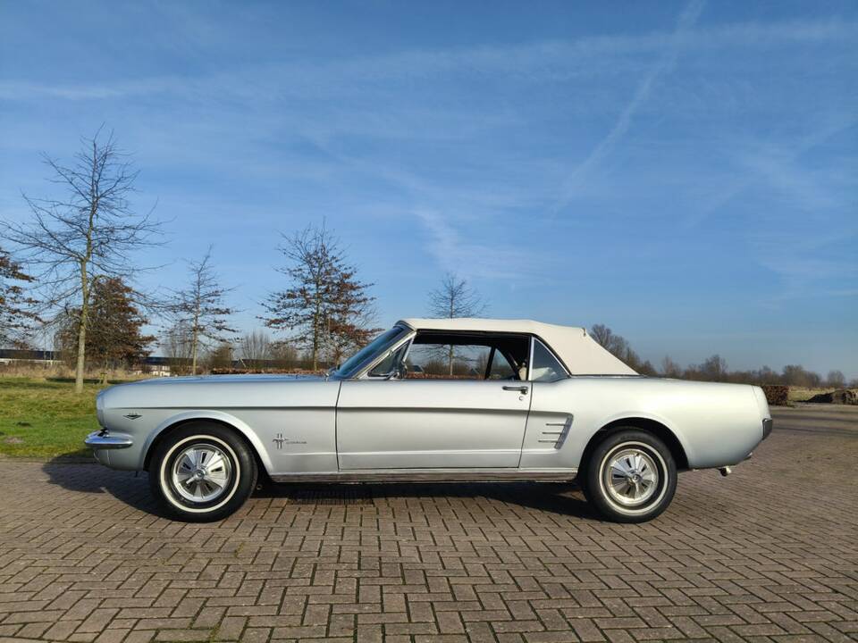 Bild 6/8 von Ford Mustang GT (1966)