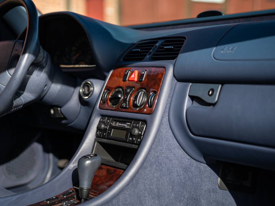 Bild 47/58 von Mercedes-Benz CLK 320 (1999)