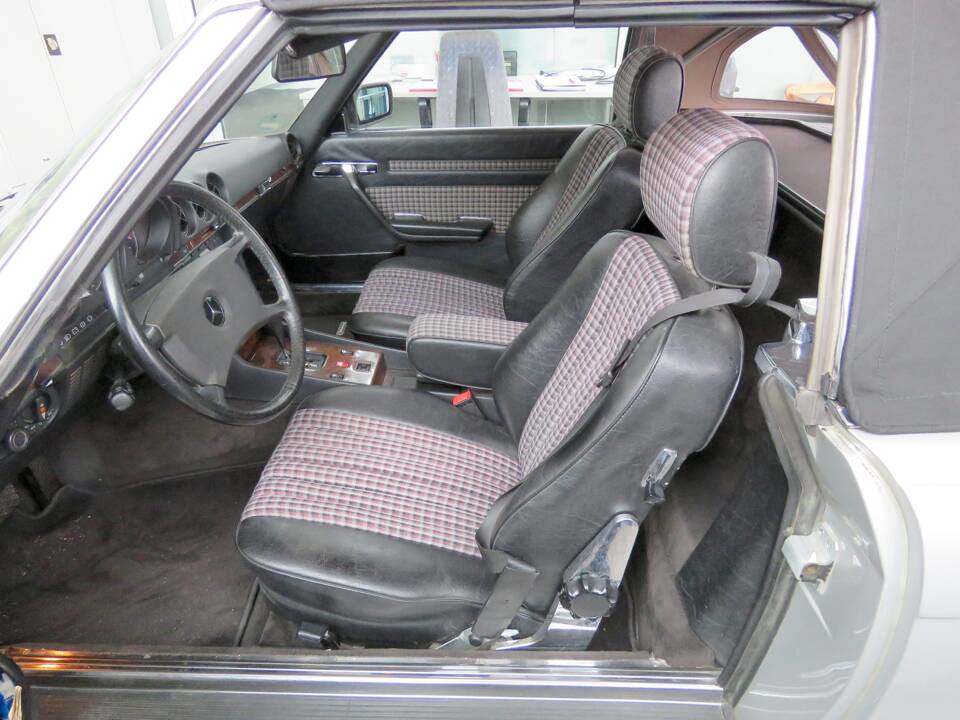 Image 19/39 de Mercedes-Benz 300 SL (1987)
