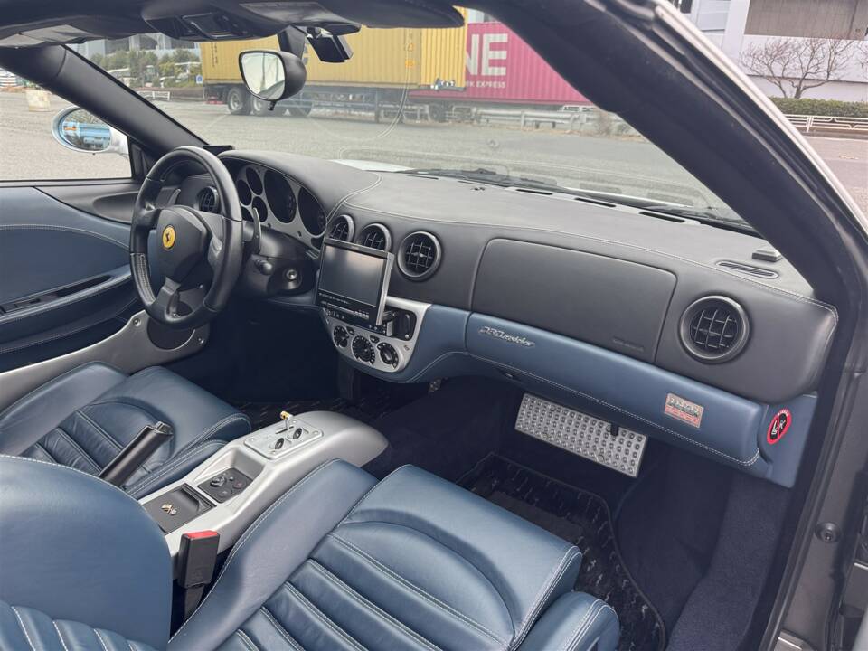 Immagine 22/44 di Ferrari 360 Spider (2004)