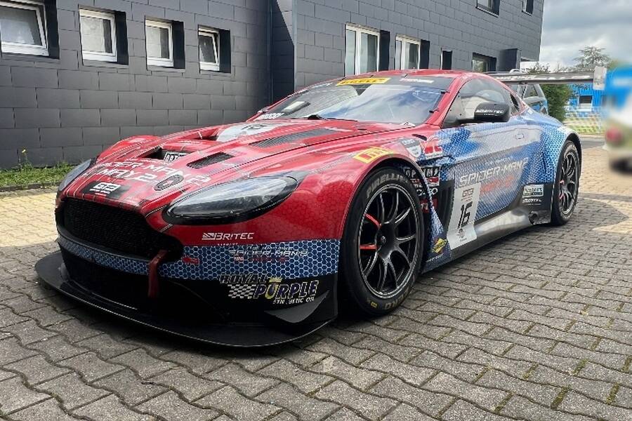 Afbeelding 3/14 van Aston Martin V12 Vantage GT3 (2013)