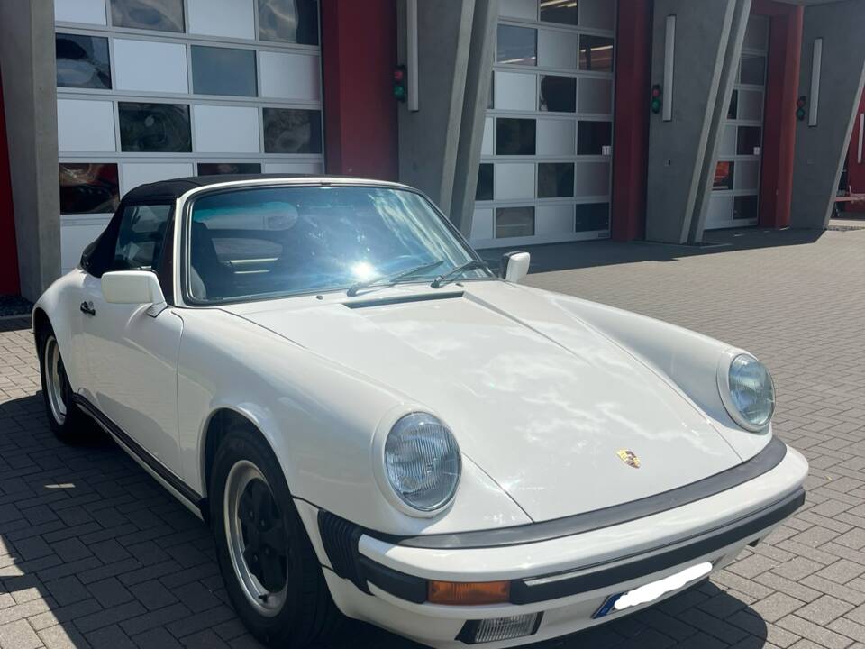 Immagine 1/18 di Porsche 911 Carrera 3.2 (1986)