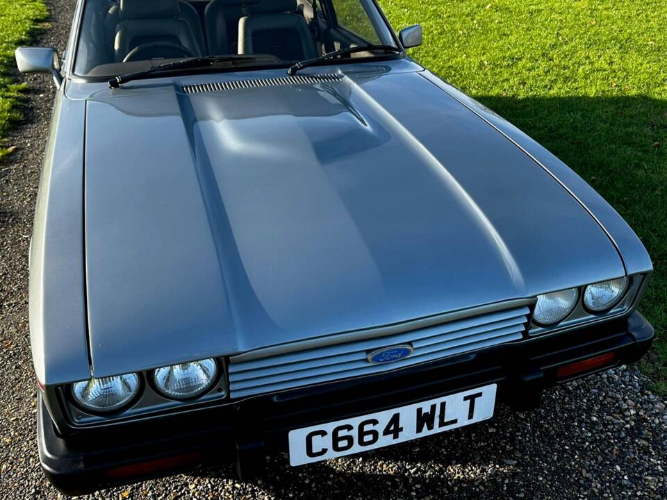 Bild 40/70 von Ford Capri 2,8i (1986)