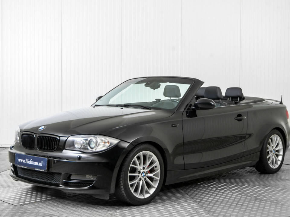 Bild 1/50 von BMW 125i (2009)