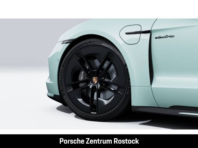 Bild 10/14 von Porsche Taycan 4S (1900)