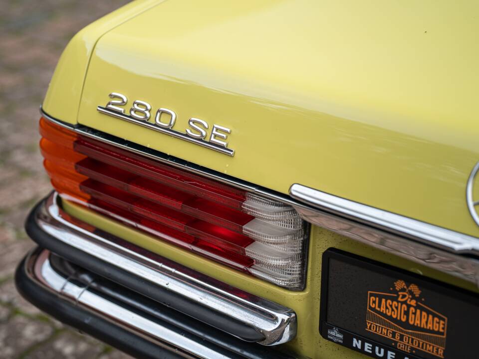 Afbeelding 14/75 van Mercedes-Benz 280 SE (1976)