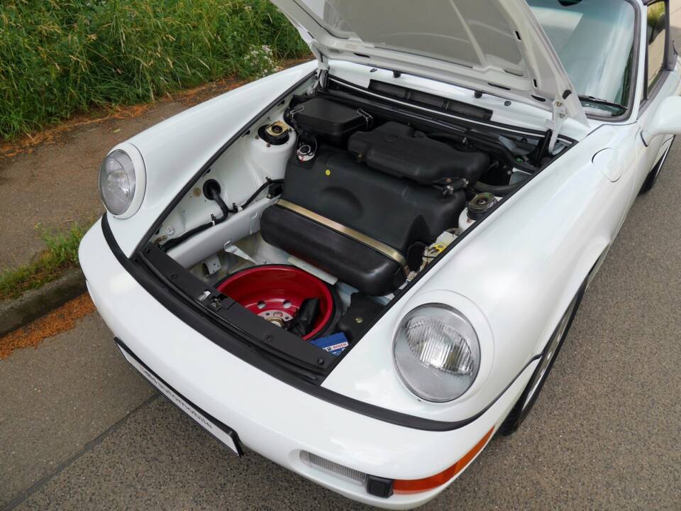 Bild 41/45 von Porsche 911 Carrera 2 (1993)