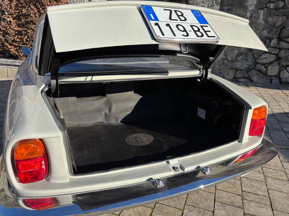 Bild 29/32 von Alfa Romeo 2600 Sprint (1963)