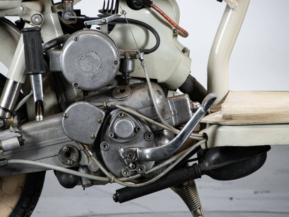 Bild 29/50 von Innocenti Lambretta 150 D (1956)