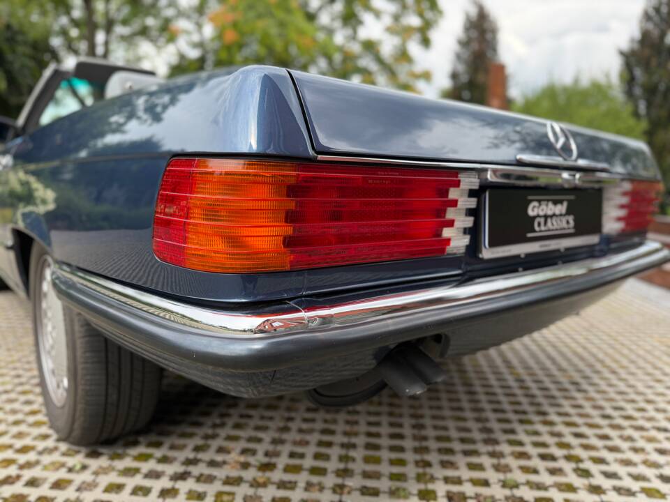 Image 5/30 of Mercedes-Benz 560 SL (1987)