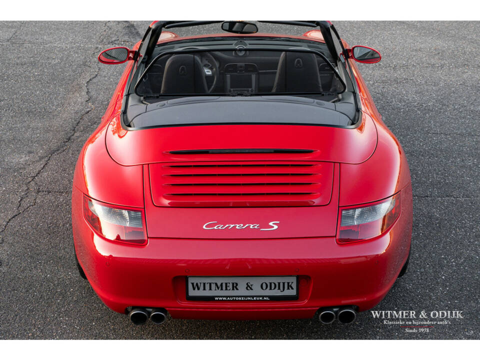 Image 13/30 of Porsche 911 Carrera S (2008)