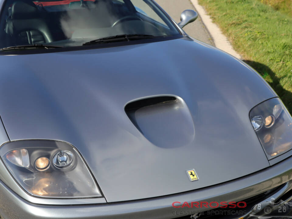 Imagen 40/50 de Ferrari 550 Maranello (1999)