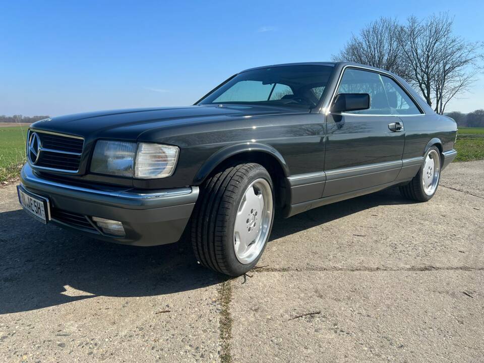 Bild 8/33 von Mercedes-Benz 560 SEC (1989)