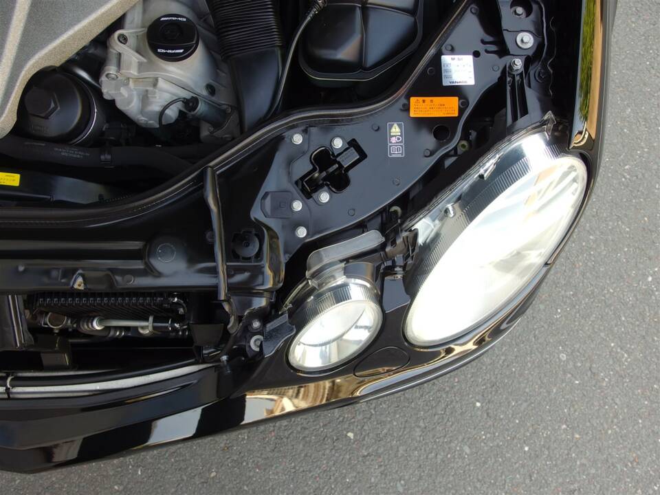 Image 77/98 of Mercedes-Benz E 63 AMG T (2008)