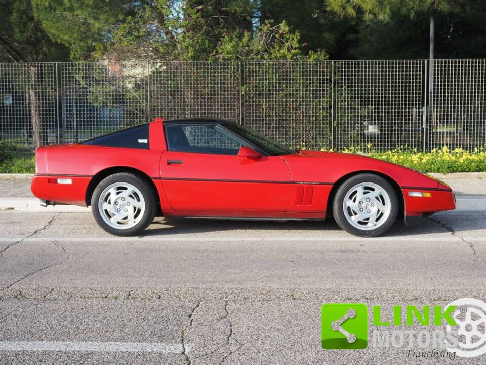 Image 3/10 of Chevrolet Corvette Convertible (1995)