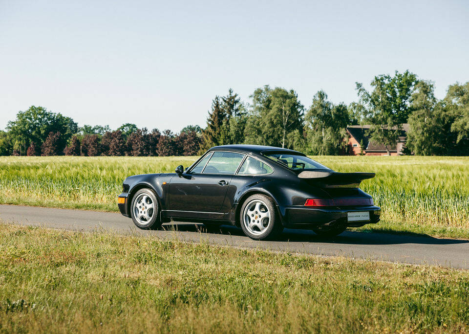 Immagine 28/50 di Porsche 911 Turbo 3.3 (1992)