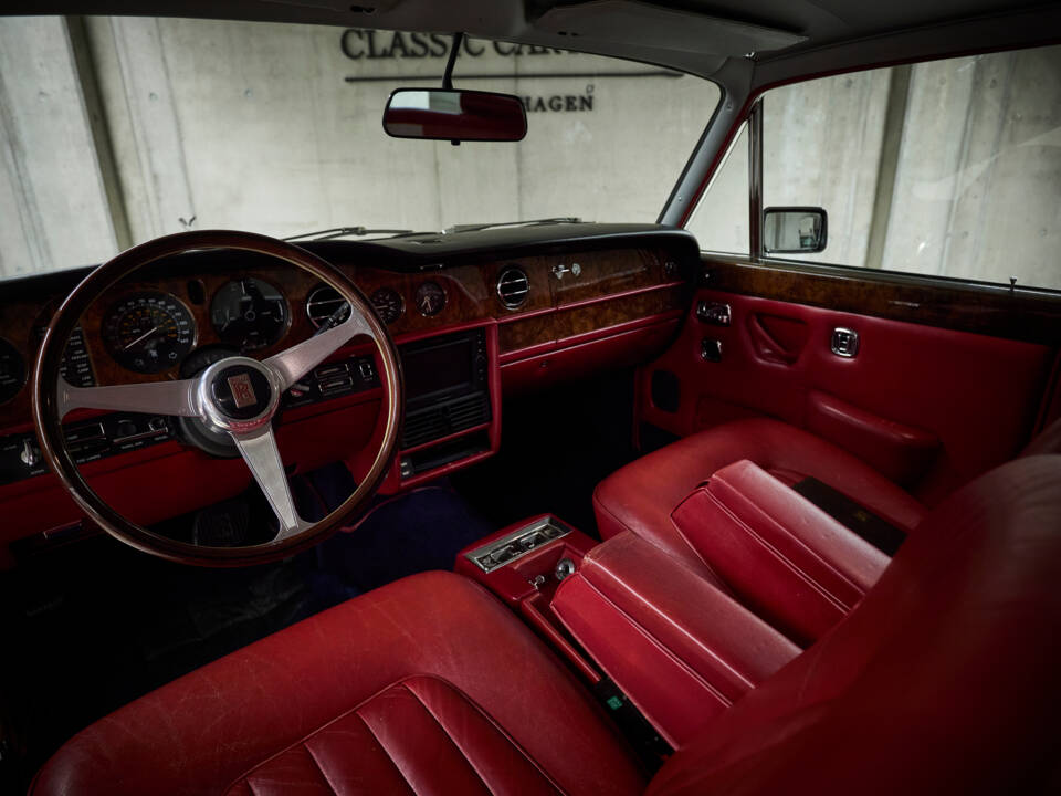 Image 72/100 de Rolls-Royce Silver Shadow II (1979)