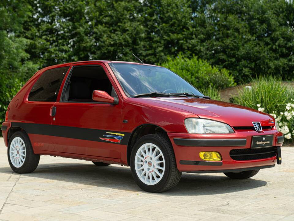 Imagen 2/50 de Peugeot 106 1.1 (2003)