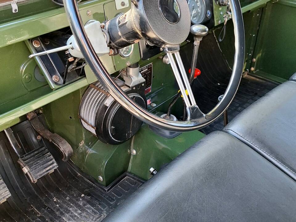 Bild 14/33 von Land Rover 88 (1965)