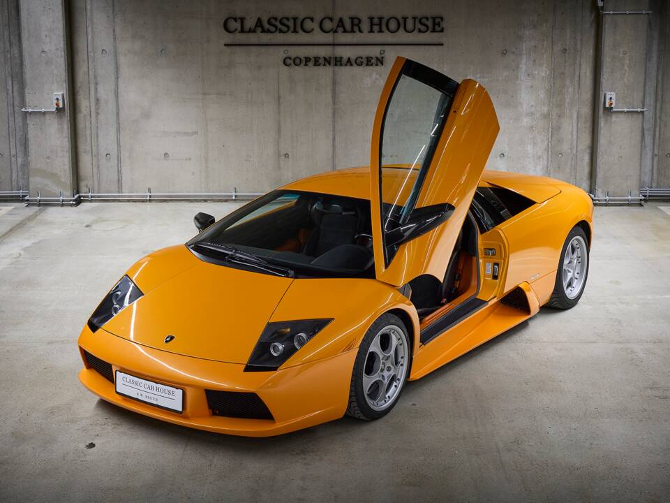 Image 12/99 of Lamborghini Murciélago (2003)
