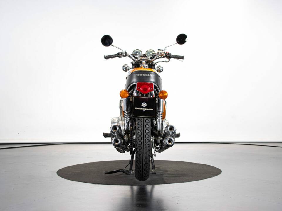 Image 3/50 of Honda CB 750 Four (1975)