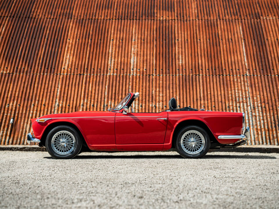 Immagine 4/24 di Triumph TR 4A IRS (1967)