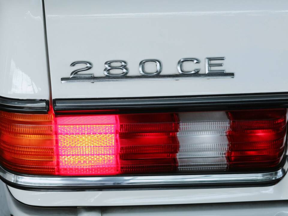 Image 36/36 of Mercedes-Benz 280 CE (1979)