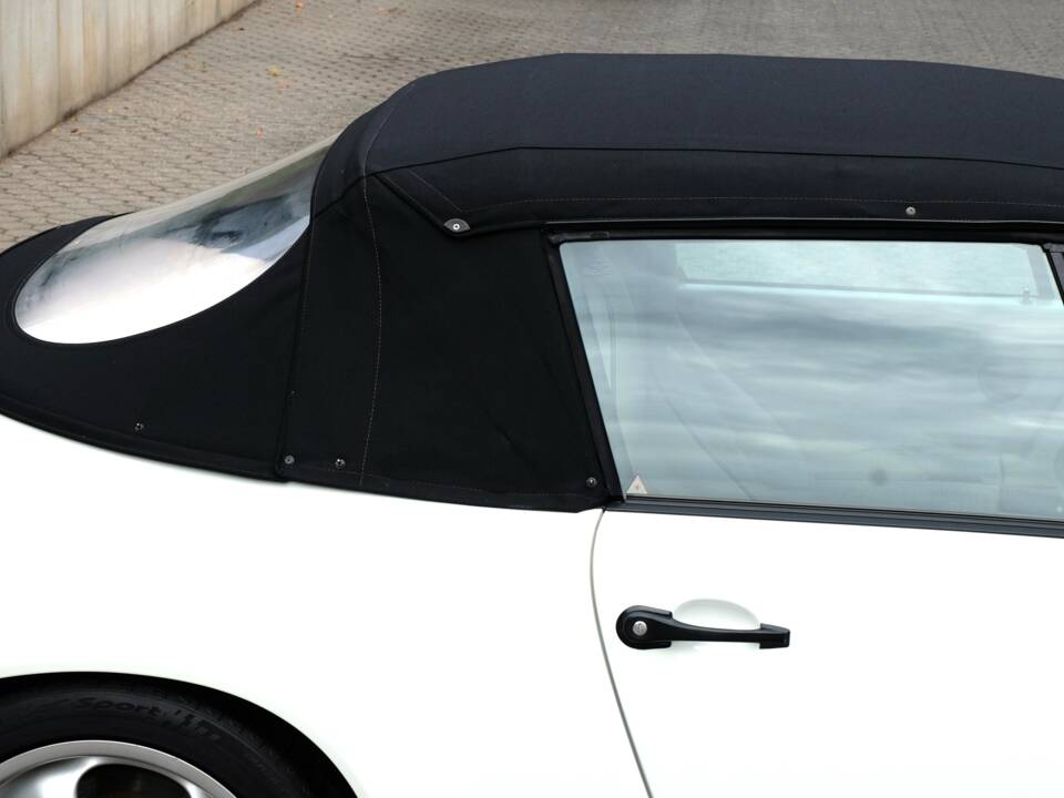 Afbeelding 56/59 van Porsche 911 Carrera 2 (1991)