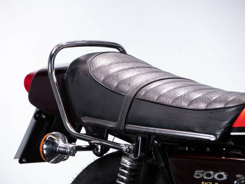 Image 48/50 of Kawasaki DUMMY (1975)