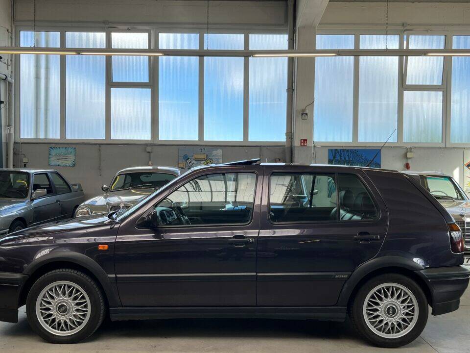 Bild 1/43 von Volkswagen Golf III 2.8 VR6 (1992)