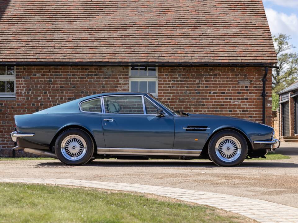 Bild 12/70 von Aston Martin V8 EFi (1988)