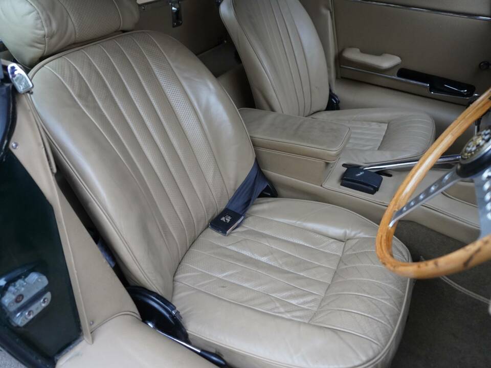 Afbeelding 10/18 van Jaguar E-Type (1970)