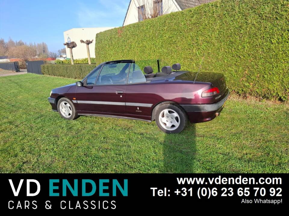 Bild 44/69 von Peugeot 306 1.8 (1996)