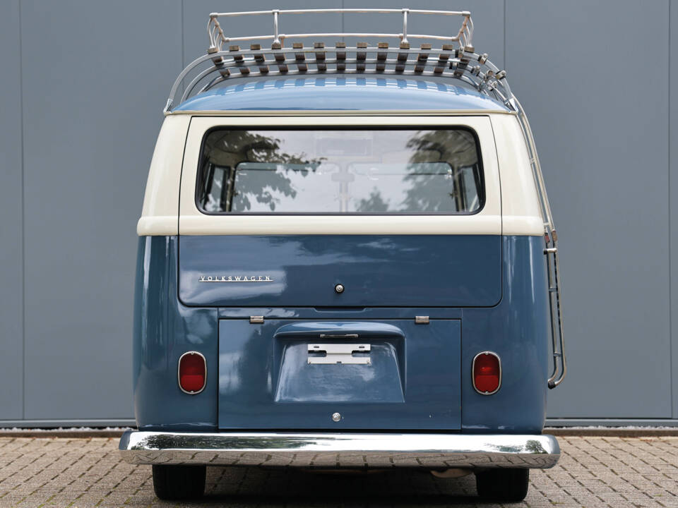 Image 42/60 of Volkswagen T1 Kombi (1964)