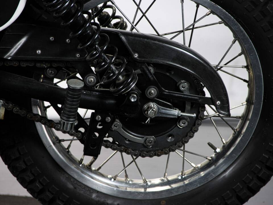 Image 14/50 of Yamaha XT 500 (1980)