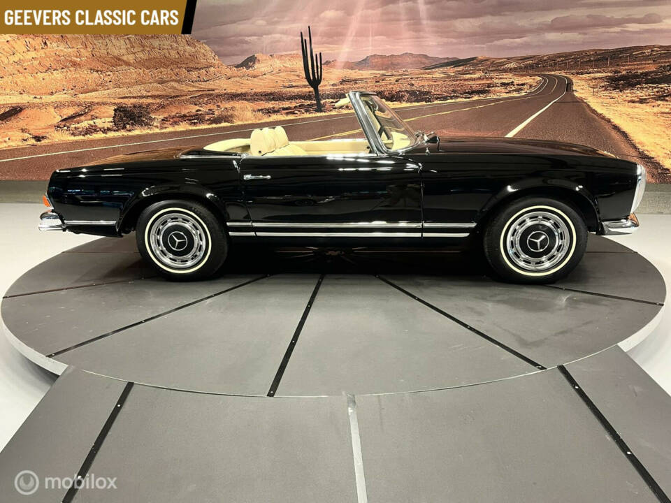 Image 37/46 of Mercedes-Benz 280 SL (1970)