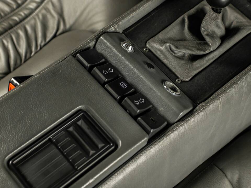 Image 50/66 of DeLorean DMC-12 (1981)