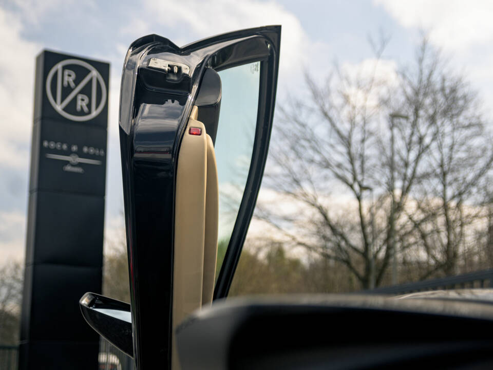 Afbeelding 23/52 van Lamborghini Murciélago (2001)